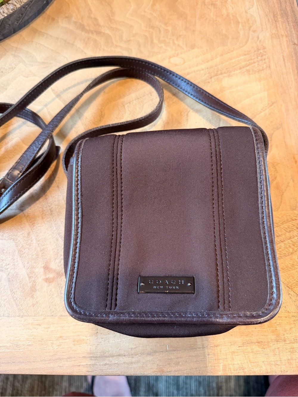 Vintage Coach Neoprene Crossbody Bag - Picture 7 of 7